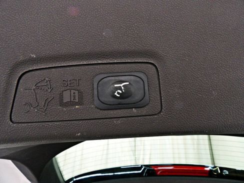 Used 2015 Lincoln MKC AWD w/ Equipment Group 102A Reserve image 14