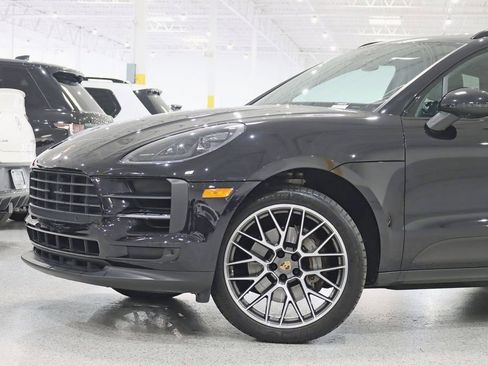 Used 2021 Porsche Macan S w/ Premium Package AWD/4WD image 2