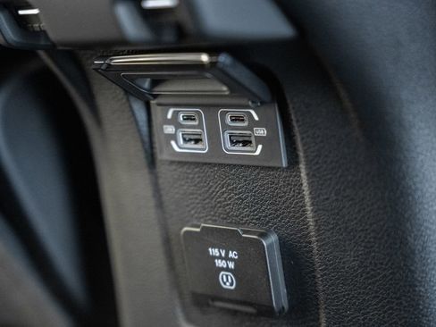 New 2026 Jeep Wrangler Unlimited Rubicon AWD/4WD image 34