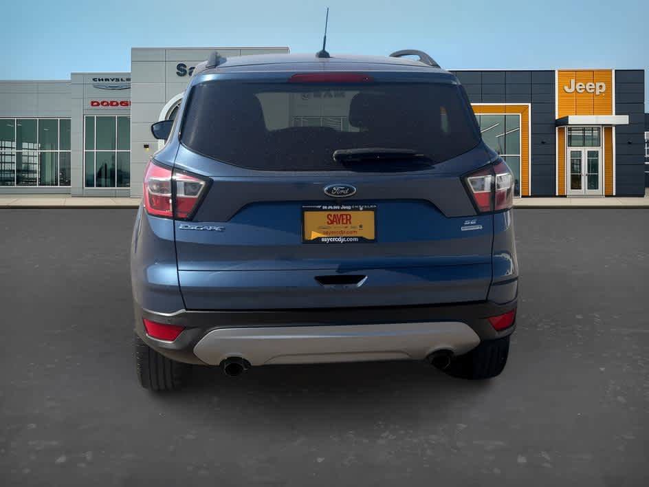 Used 2018 Ford Escape SE FWD image 6