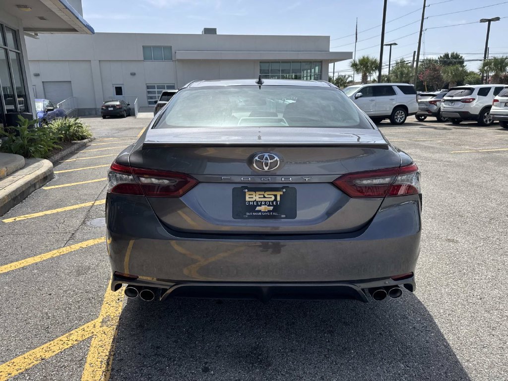 Used 2024 Toyota Camry XSE FWD image 7