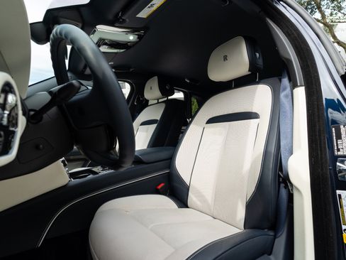 Used 2023 Rolls-Royce Ghost Black Badge w/ Black Badge Ghost Package AWD/4WD image 74