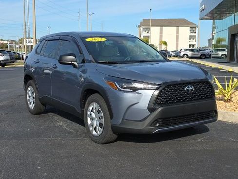 Used 2022 Toyota Corolla Cross L image 1
