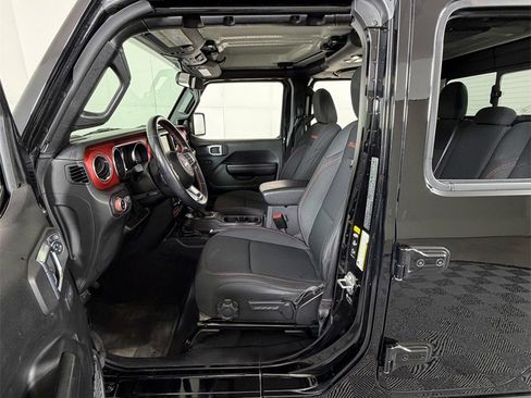 Used 2021 Jeep Gladiator Rubicon image 8