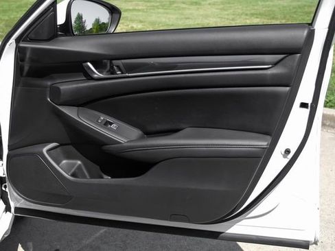 Used 2019 Honda Accord Sport image 43