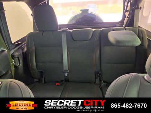 Used 2020 Jeep Wrangler Unlimited Rubicon AWD/4WD image 28