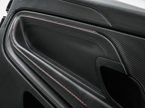 Used 2019 Aston Martin DB11 Coupe RWD image 78
