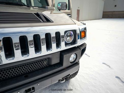 Used 2003 HUMMER H2 w/ Preferred Equipment Group image 82