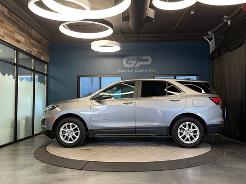 Used 2024 Chevrolet Equinox LT AWD/4WD image 6