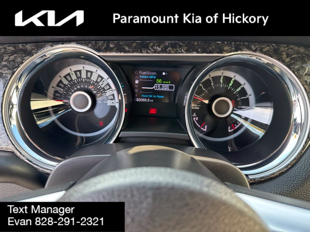 Used 2013 Ford Mustang GT Premium w/ Comfort Pkg RWD image 26