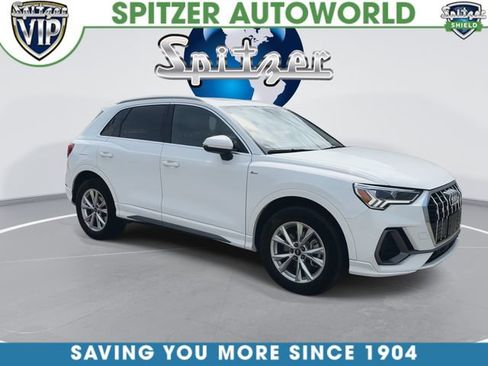 Used 2025 Audi Q3 2.0T Premium AWD/4WD image 2