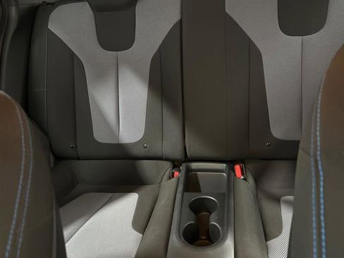 Used 2019 Hyundai Veloster 2.0 image 12