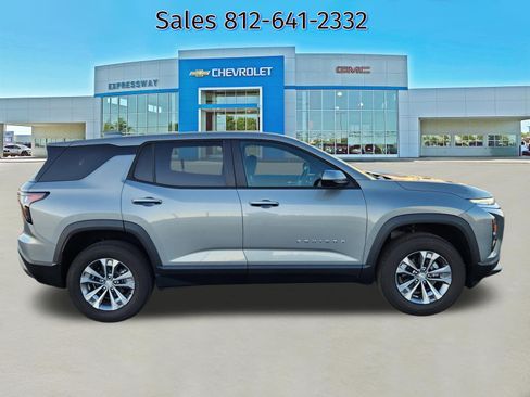 New 2026 Chevrolet Equinox LT w/ Convenience Package II image 4