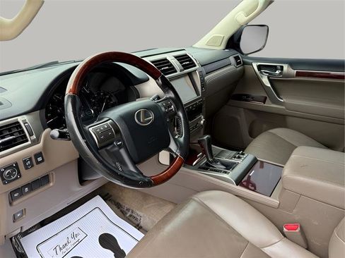 Used 2016 Lexus GX 460 w/ Premium Package AWD/4WD image 18