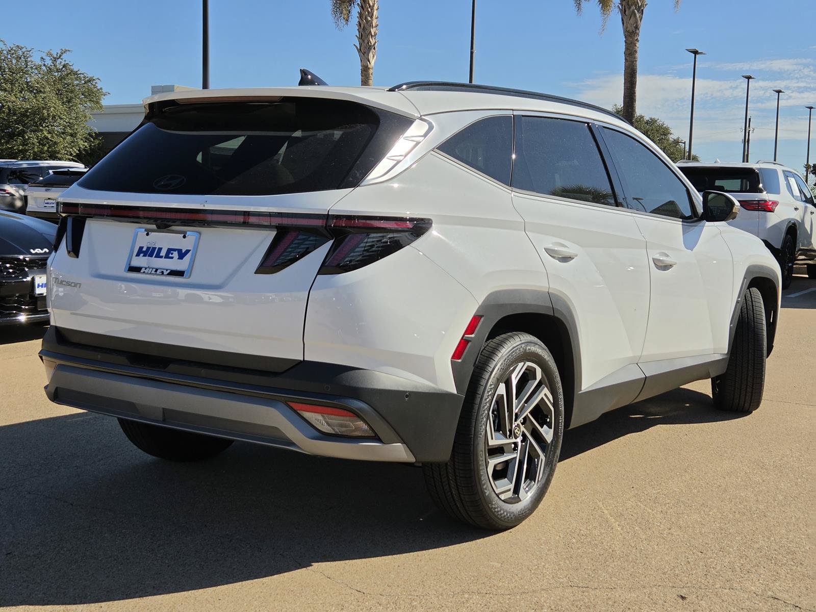 New 2026 Hyundai Tucson Limited FWD image 5
