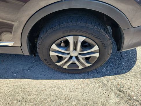 Used 2014 Toyota RAV4 LE FWD image 7
