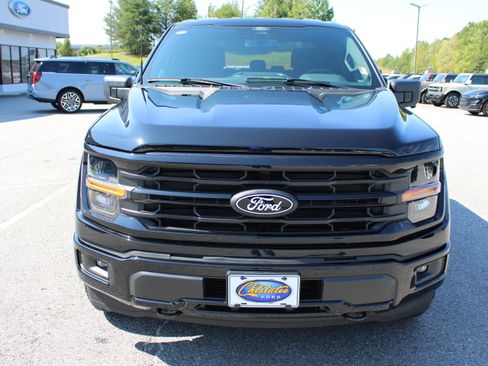 Used 2024 Ford F150 XLT w/ Tow/Haul Package image 3