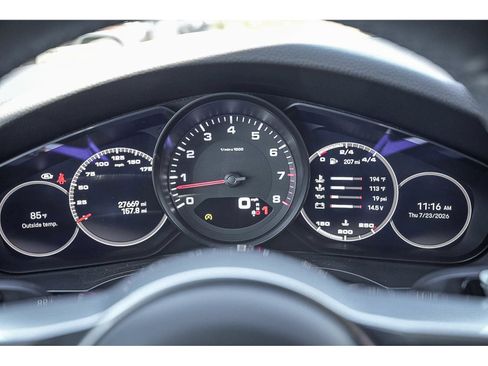 Used 2023 Porsche Cayenne Platinum Edition AWD/4WD image 24
