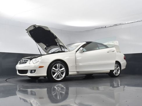 Used 2008 Mercedes-Benz CLK 350 Cabriolet image 34