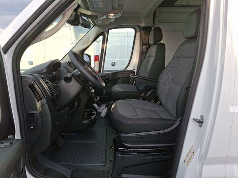 New 2025 RAM ProMaster 3500 w/ Roll-Up Rear Door Package image 9