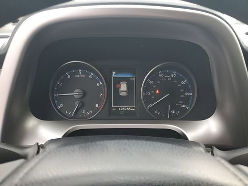 Used 2017 Toyota RAV4 LE image 35