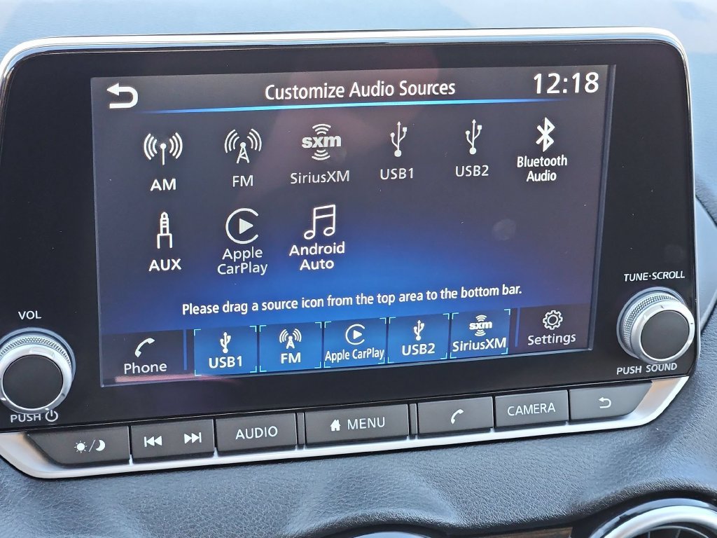Used 2025 Nissan Sentra SV FWD image 17