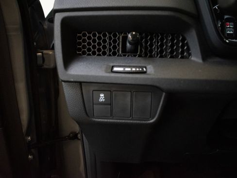 Used 2024 Honda CR-V EX image 18