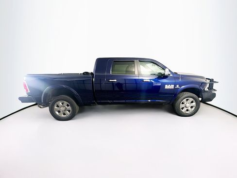 Used 2016 RAM 2500 Laramie w/ Convenience Group AWD/4WD image 10