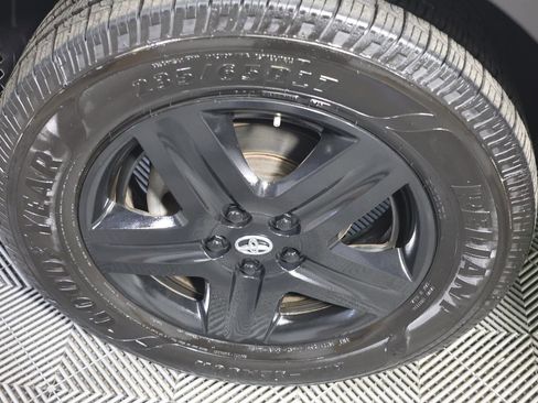 Used 2018 Toyota RAV4 LE w/ All Weather Liner Package image 25