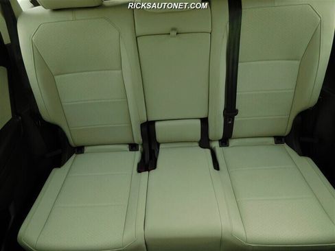 Used 2019 Volkswagen Tiguan SEL image 20