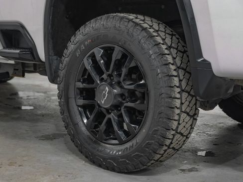 Used 2022 Chevrolet Silverado 2500 LTZ w/ LTZ Convenience Package AWD/4WD image 61