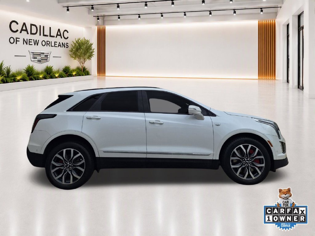 Used 2023 Cadillac XT5 Sportv w/ Technology Package AWD/4WD image 2