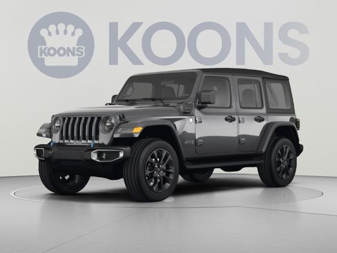 Used 2023 Jeep Wrangler Unlimited Sahara w/ Cold Weather Group AWD/4WD image 1