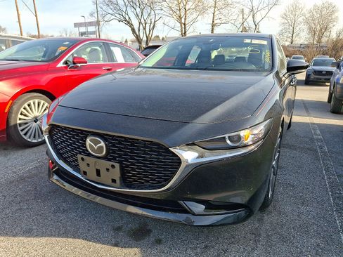 Used 2022 MAZDA MAZDA3 s image 4