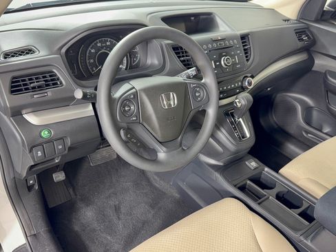 Used 2016 Honda CR-V LX image 4