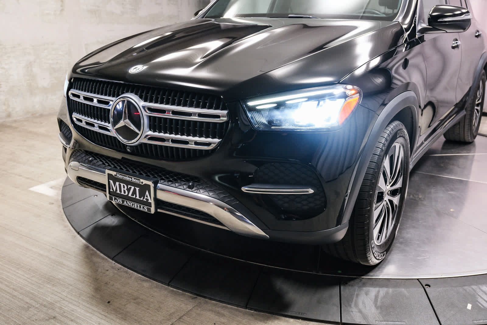 Certified 2025 Mercedes-Benz GLE 350 4MATIC image 11