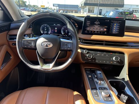 Used 2025 INFINITI QX60 Sensory w/ Vision Package image 14