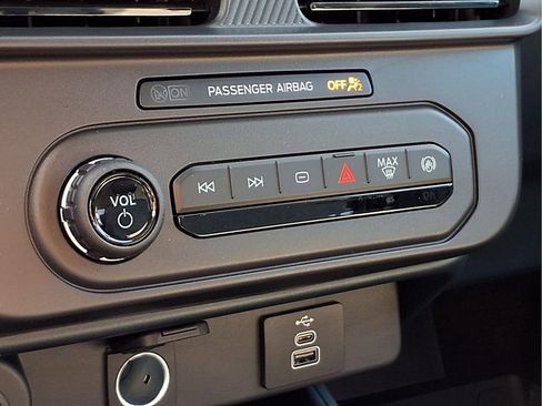 New 2026 Ford Maverick XLT w/ XLT Luxury Package image 9