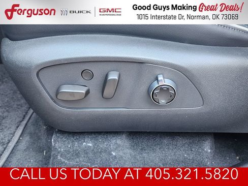 New 2026 Buick Enclave Avenir w/ Super Cruise Package FWD image 17