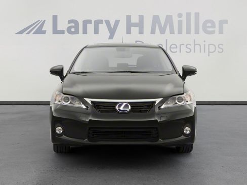 Used 2013 Lexus CT 200h FWD image 4