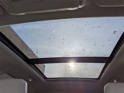 Certified 2021 Cadillac XT5 Premium Luxury image 19