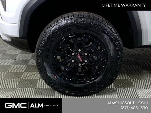 New 2026 GMC Canyon Elevation image 14