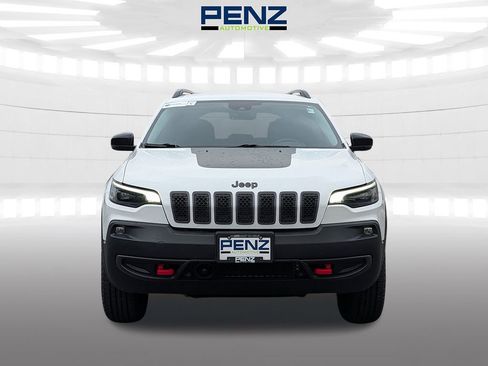 Used 2022 Jeep Cherokee Trailhawk w/ Comfort/Convenience Group AWD/4WD image 2