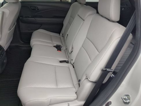 Used 2023 Honda Passport Elite image 17