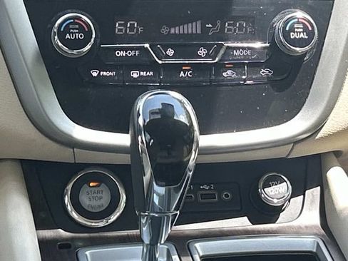 Used 2019 Nissan Murano Platinum w/ Cargo Package FWD image 28