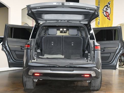 Used 2022 Rivian R1S Launch Edition image 88