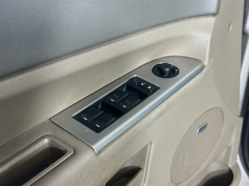 Used 2007 Jeep Grand Cherokee Laredo image 17