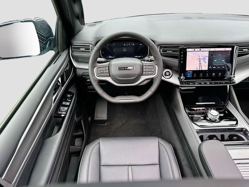 New 2026 Jeep Grand Wagoneer L Limited w/ Premium Group II AWD/4WD image 23