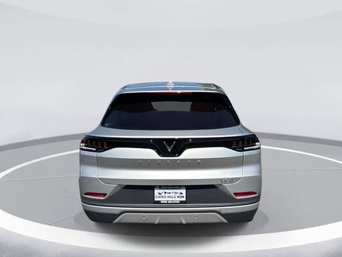 Used 2024 VinFast VF 8 Eco AWD/4WD image 5
