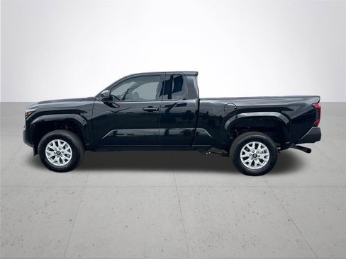 Certified 2026 Toyota Tacoma SR w/ SR Upgrade Package AWD/4WD image 11